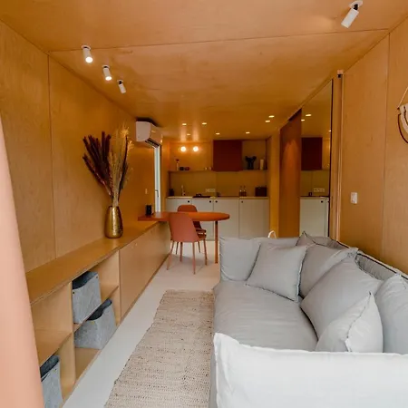 Guest house Au Fond Du Jardin