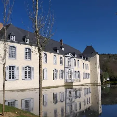 Au Fond Du Jardin Guest house Profondeville